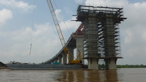 2012 – 2014 —- Neak Loeung Bridge (Cambodia)